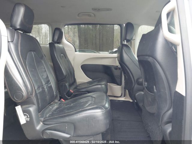 2C4RC1BG9HR745099 Chrysler Pacifica Touring-l