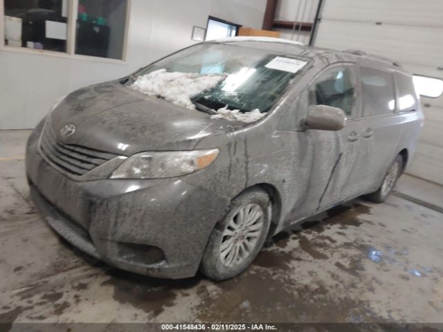 5TDYK3DC4ES439614 Toyota Sienna Xle V6 8 Passenger
