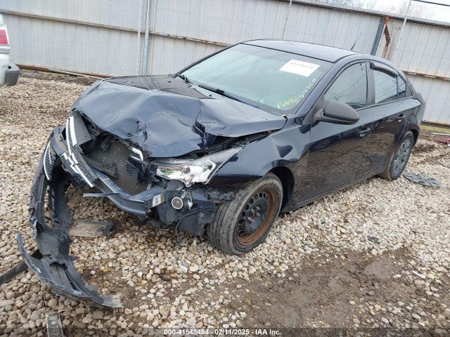 1G1PA5SG8E7423824 Chevrolet Cruze Ls Auto