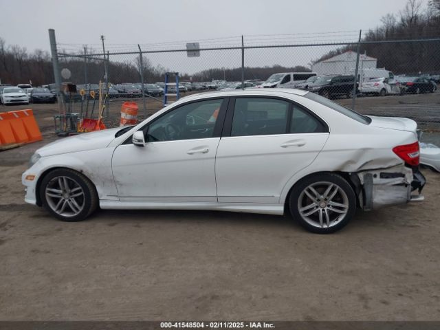 WDDGF8AB8EA948259 Mercedes-Benz C 300 Luxury 4matic/sport 4matic