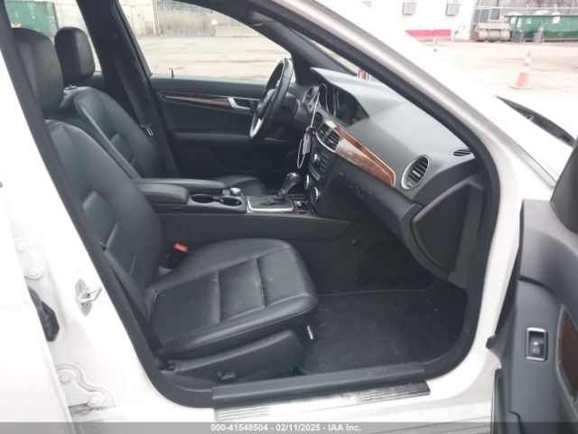 WDDGF8AB8EA948259 Mercedes-Benz C 300 Luxury 4matic/sport 4matic