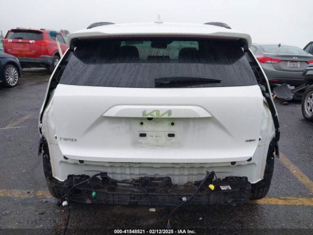 KNDCR3LE5P5033858 KIA Niro Ex Touring