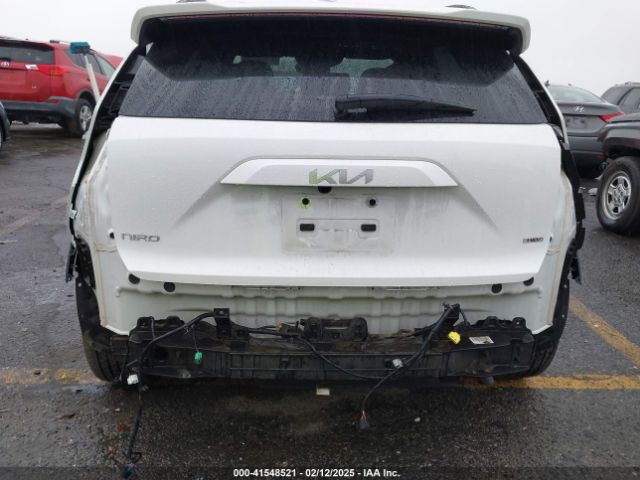 KNDCR3LE5P5033858 KIA Niro Ex Touring