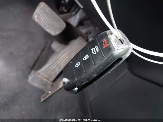 5XXGT4L31LG421666 KIA Optima Lx