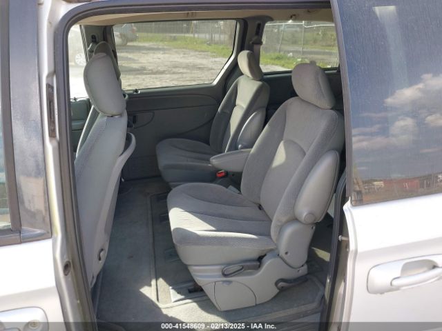 2004 CHRYSLER TOWN & COUNTRY 2C4GP44R14R594278 Photo 7