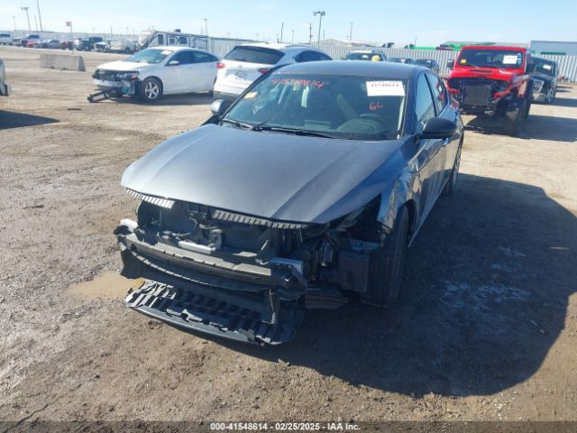 1N4BL4BV7PN403136 Nissan Altima S Fwd