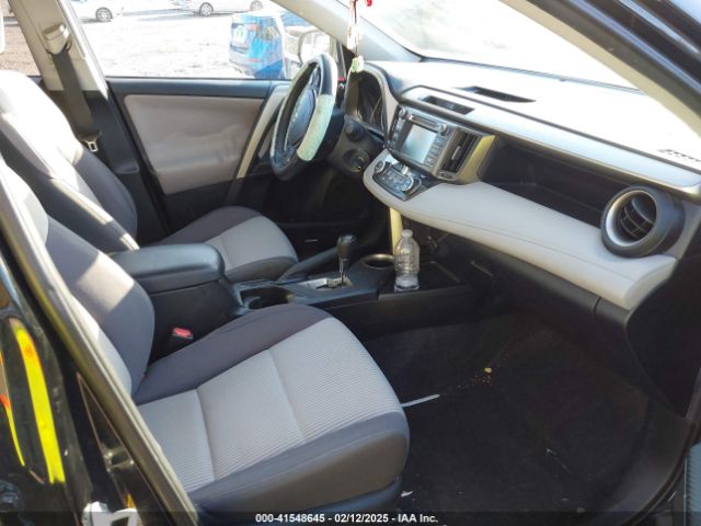 2T3WFREV0FW184023 Toyota Rav4 Xle