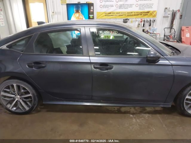 2HGFE1F96PH318462 Honda Civic Touring