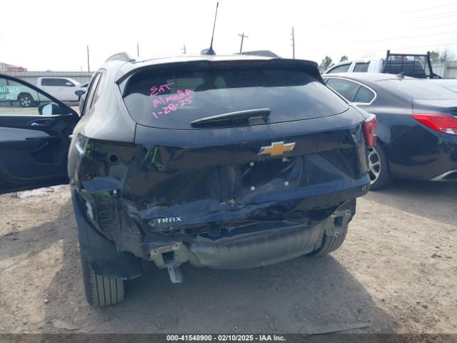 KL77LHEP8SC143707 Chevrolet Trax Fwd Lt