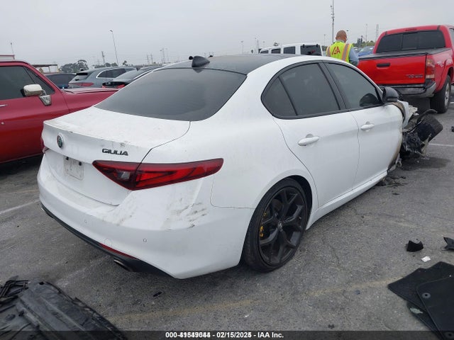 ZARFAMBN1M7647016 Alfa Romeo giulia (952)