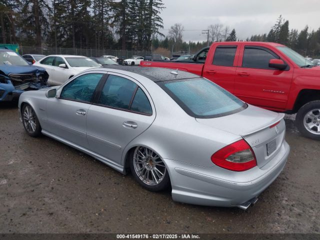 2007 MERCEDES-BENZ E 63 AMG WDBUF77X37B042817 Photo 2