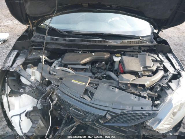 JN1BJ1CR0JW261460 Nissan Rogue Sport S