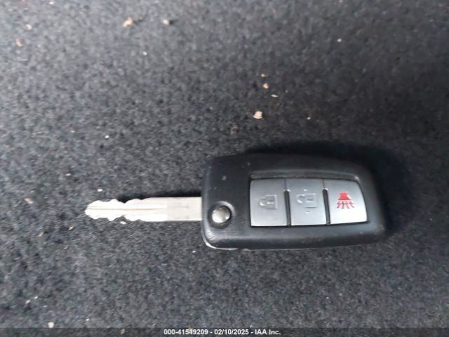 JN1BJ1CR0JW261460 Nissan Rogue Sport S