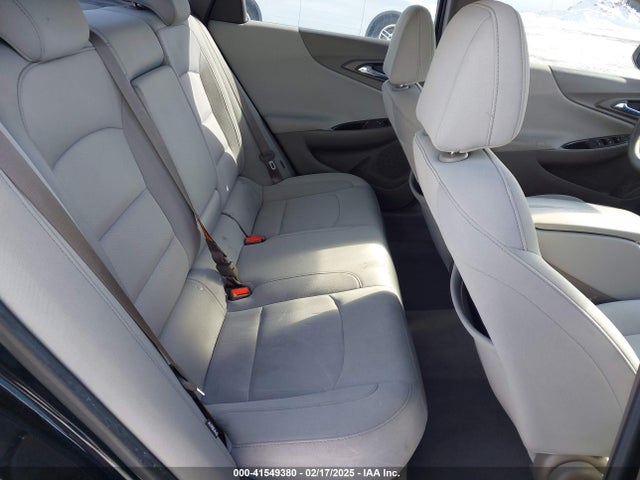 1G1ZE5ST3HF107011 Chevrolet MALIBU 1LT