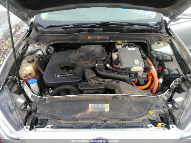 3FA6P0RUXJR207174 Ford Fusion Hybrid Titanium