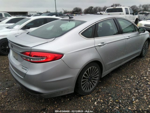 3FA6P0RUXJR207174 Ford Fusion Hybrid Titanium