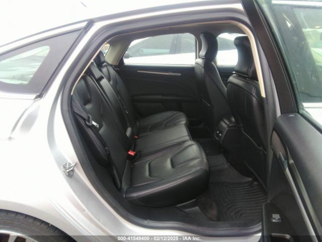 3FA6P0RUXJR207174 Ford Fusion Hybrid Titanium
