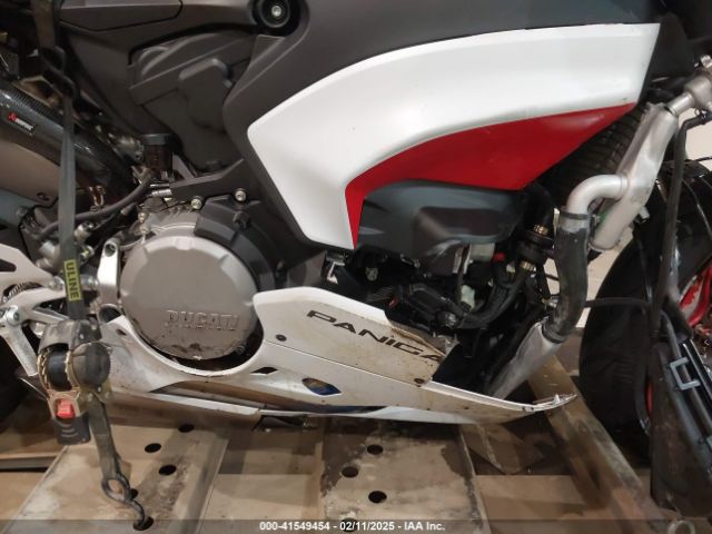 2023 DUCATI PANIGALE ZDMHAATW1PB012117 Photo 7