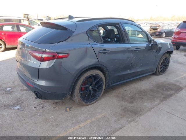 ZASFAKNN5J7B93821 Alfa Romeo Stelvio Ti Sport Awd