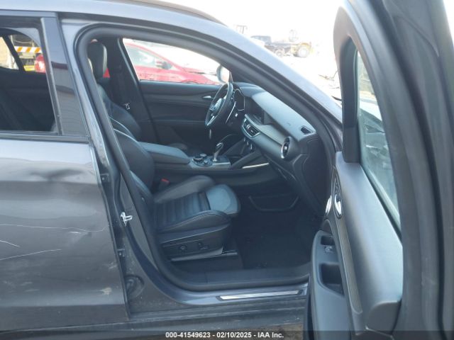 ZASFAKNN5J7B93821 Alfa Romeo Stelvio Ti Sport Awd