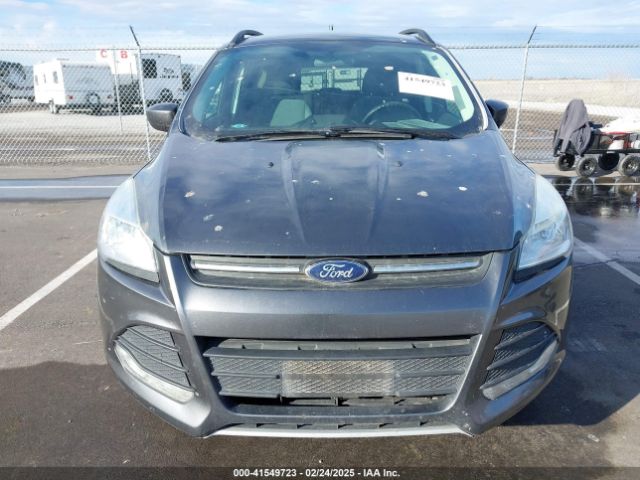 1FMCU9GX5FUB19071 Ford ESCAPE SE