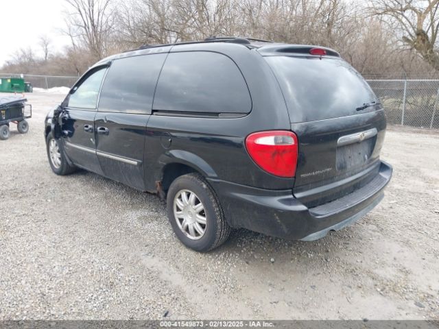2005 CHRYSLER TOWN & COUNTRY 2C4GP54L05R429793 Photo 2
