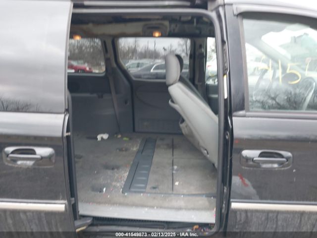 2005 CHRYSLER TOWN & COUNTRY 2C4GP54L05R429793 Photo 7
