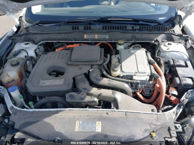 3FA6P0PU4HR215395 Ford Fusion Energi Se Luxury