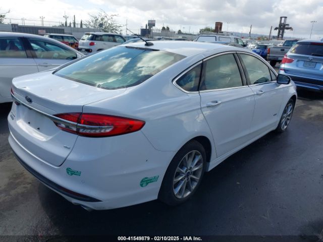 3FA6P0PU4HR215395 Ford Fusion Energi Se Luxury
