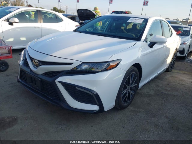 Toyota CAMRY SE 2024 4T1G11AK4RU918014 Image 2