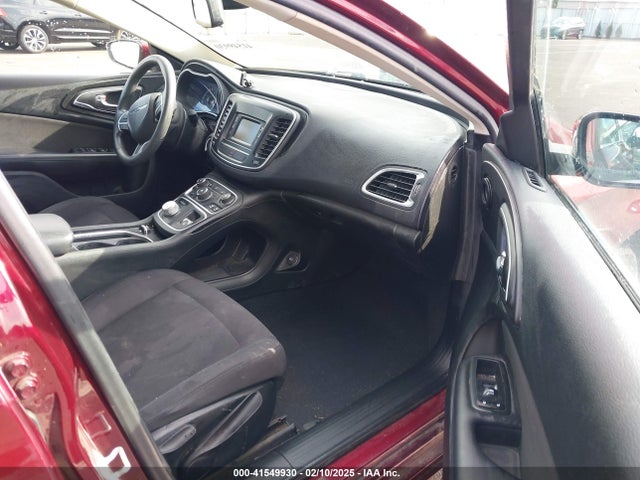 Chrysler 200 Limited 2015 1C3CCCAB8FN621573 Image 5
