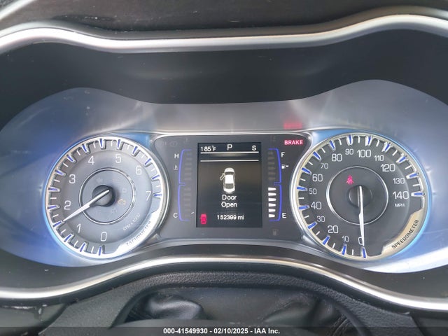 Chrysler 200 Limited 2015 1C3CCCAB8FN621573 Image 7