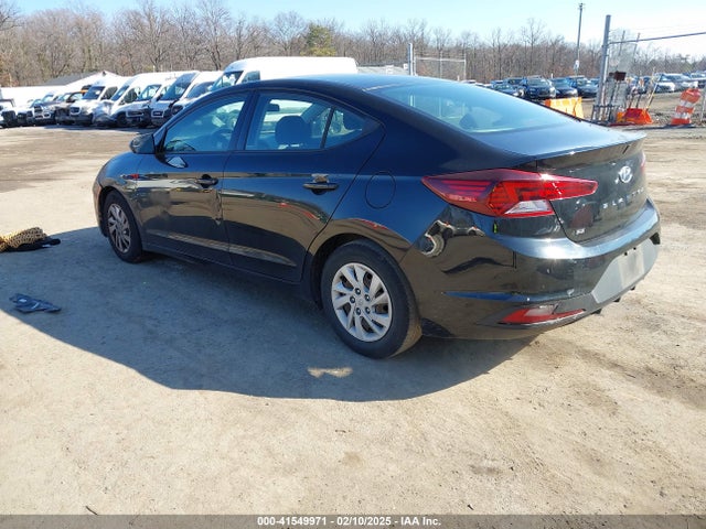 Hyundai ELANTRA SE 2019 5NPD74LF4KH412450 Image 3