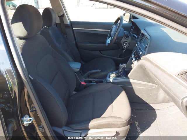 Hyundai ELANTRA SE 2019 5NPD74LF4KH412450 Image 5