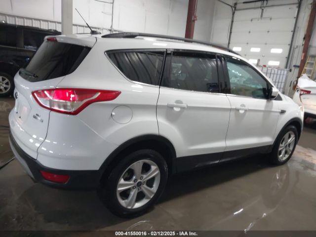 1FMCU0GX1GUA29302 Ford ESCAPE SE
