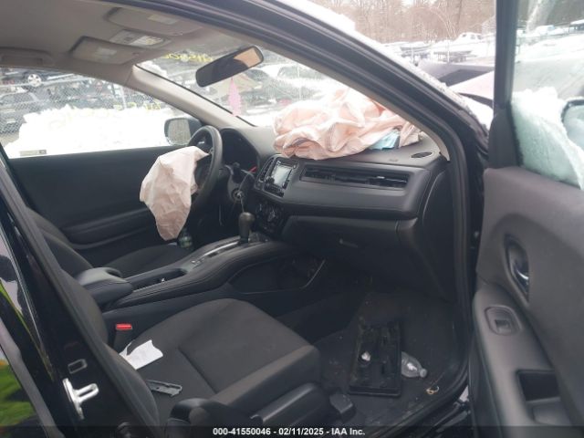 3CZRU6H37NM724523 Honda Hr-v Awd Lx