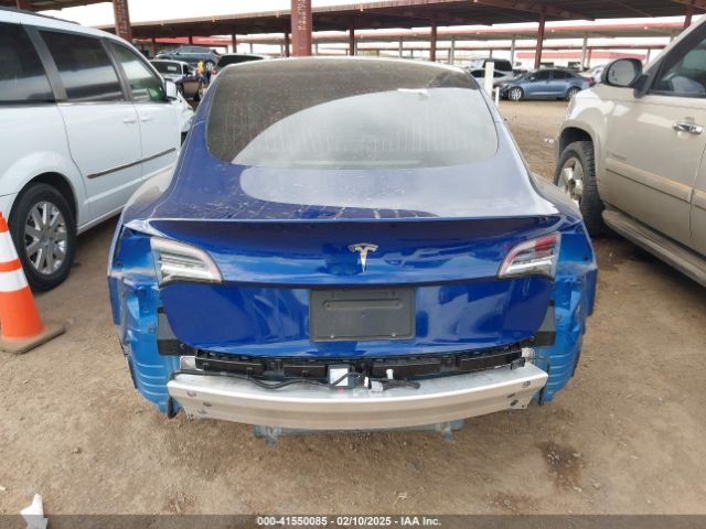 5YJ3E1EA8LF737989 Tesla 2020