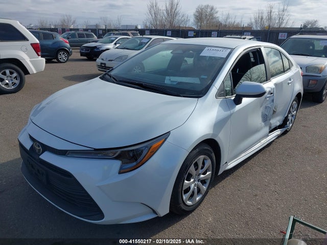 Toyota COROLLA LE 2025 5YFB4MDE8SP258544 Image 2