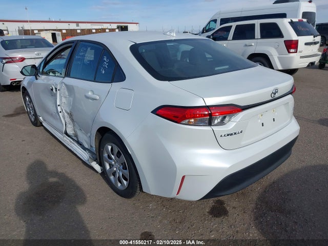Toyota COROLLA LE 2025 5YFB4MDE8SP258544 Image 3