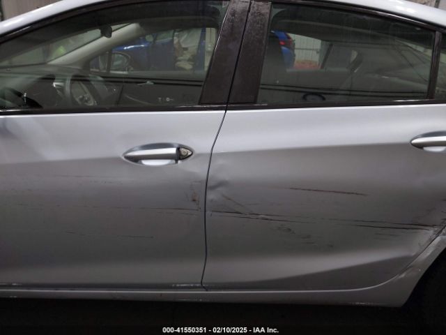 1G1BC5SM3J7184008 Chevrolet Cruze Ls Auto