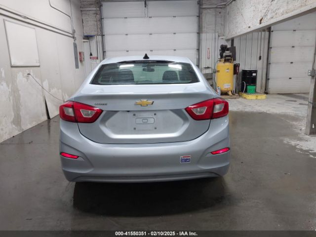1G1BC5SM3J7184008 Chevrolet Cruze Ls Auto