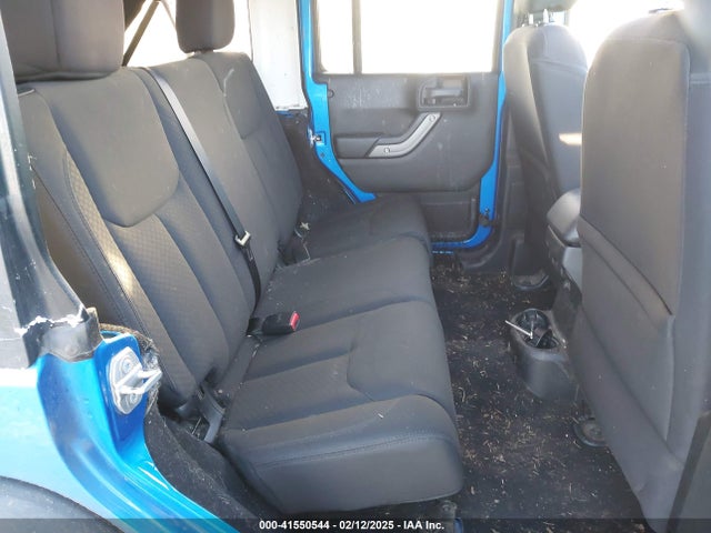 1C4BJWDG5GL187647 Jeep Wrangler Unlimited Sport