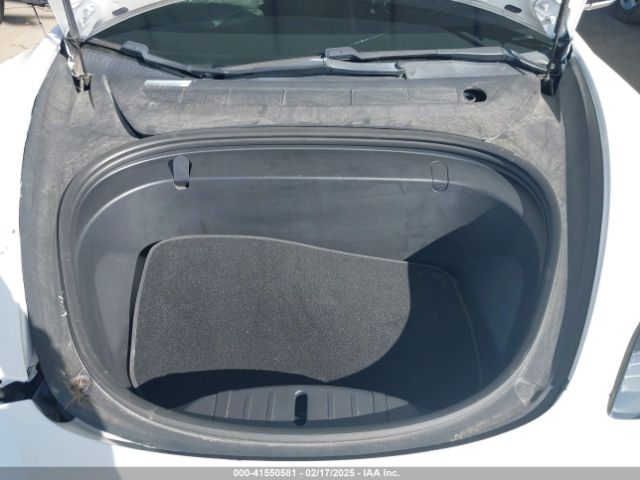 5YJ3E1EA1JF044551 Tesla Model 3 Long Range/mid Range