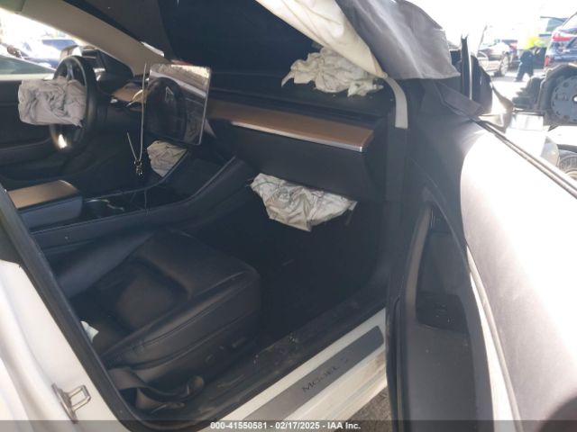 5YJ3E1EA1JF044551 Tesla Model 3 Long Range/mid Range