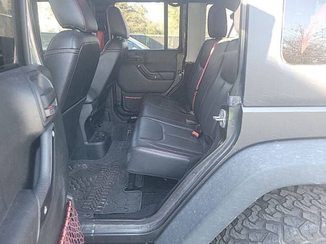 1C4BJWFG7HL715574 Jeep Wrangler Unlimited Rubicon Recon 4x4