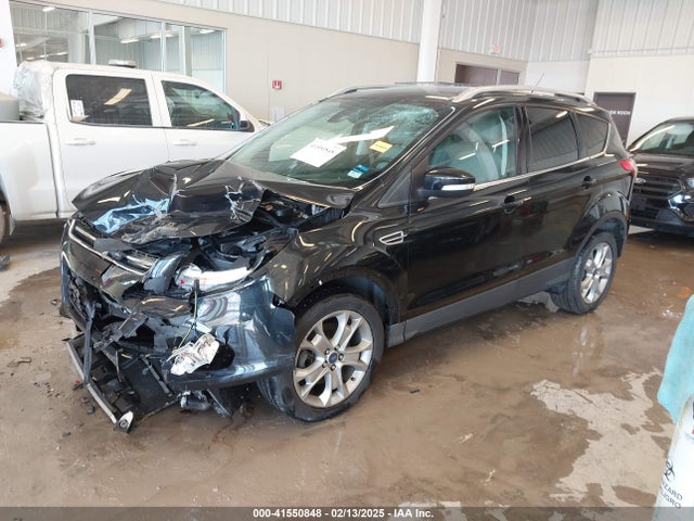 1FMCU0J9XFUA42591 Ford Escape Titanium