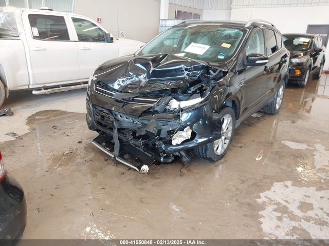 1FMCU0J9XFUA42591 Ford Escape Titanium
