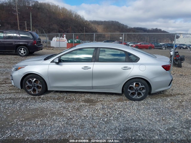 KIA Forte Lxs 2019 3KPF24AD4KE098957 Image 14