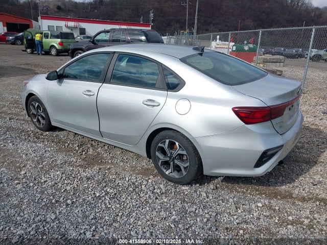 KIA Forte Lxs 2019 3KPF24AD4KE098957 Image 3
