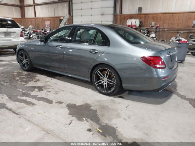 2018 MERCEDES-BENZ AMG E 43 WDDZF6EB8JA384999 Photo 2